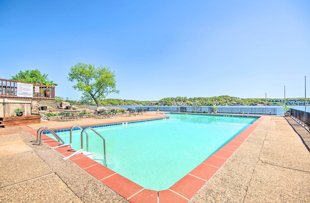 Boat Slip & Pool Access at Lake Ozark Condo!