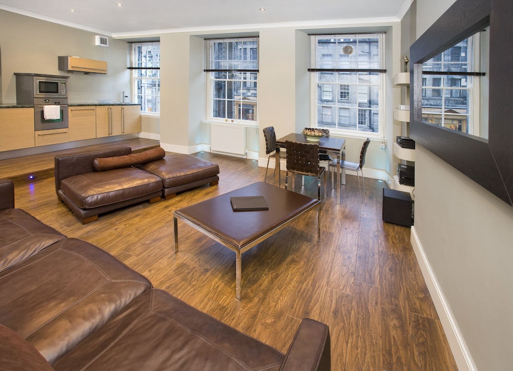 Burnets Apartments