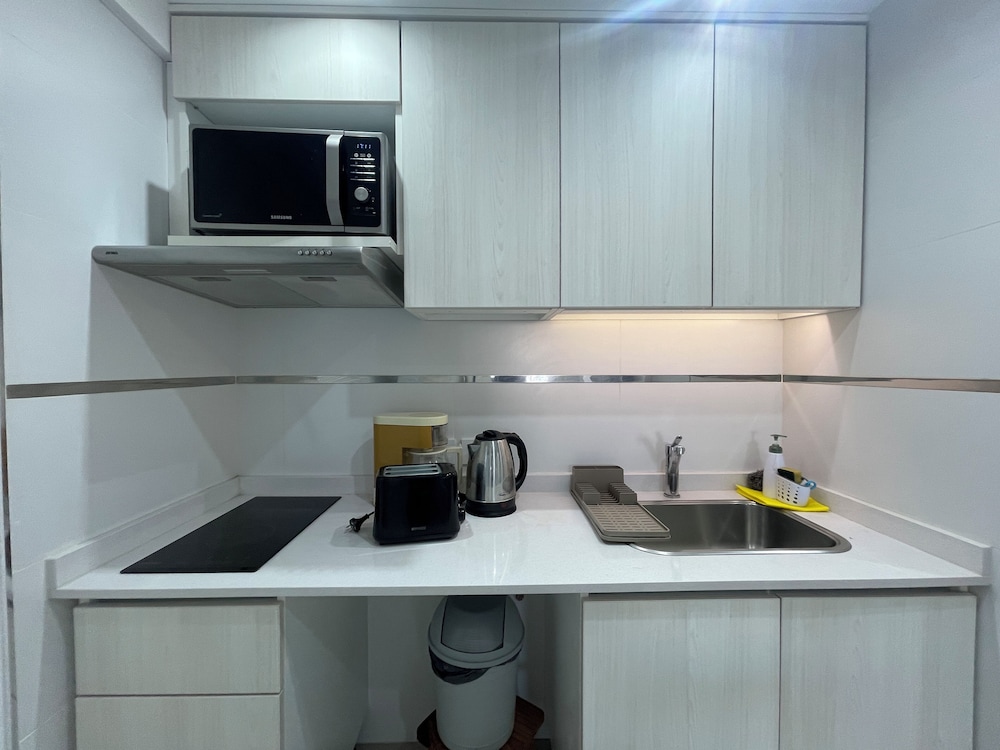 Ayres Suites Moreno