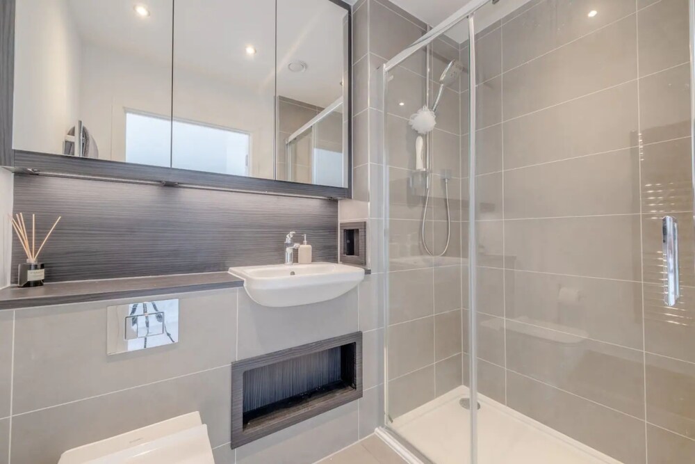 Modern 2 Bedroom Flat in Hackney