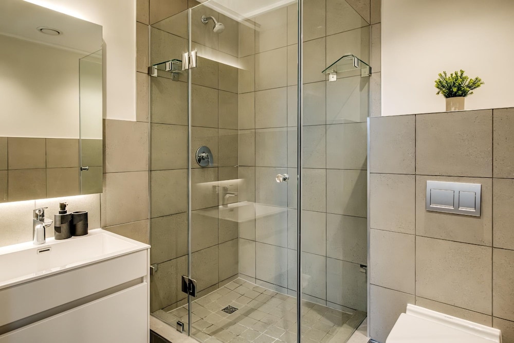 Cape Town 1BR Modern Apartment City Suite 902