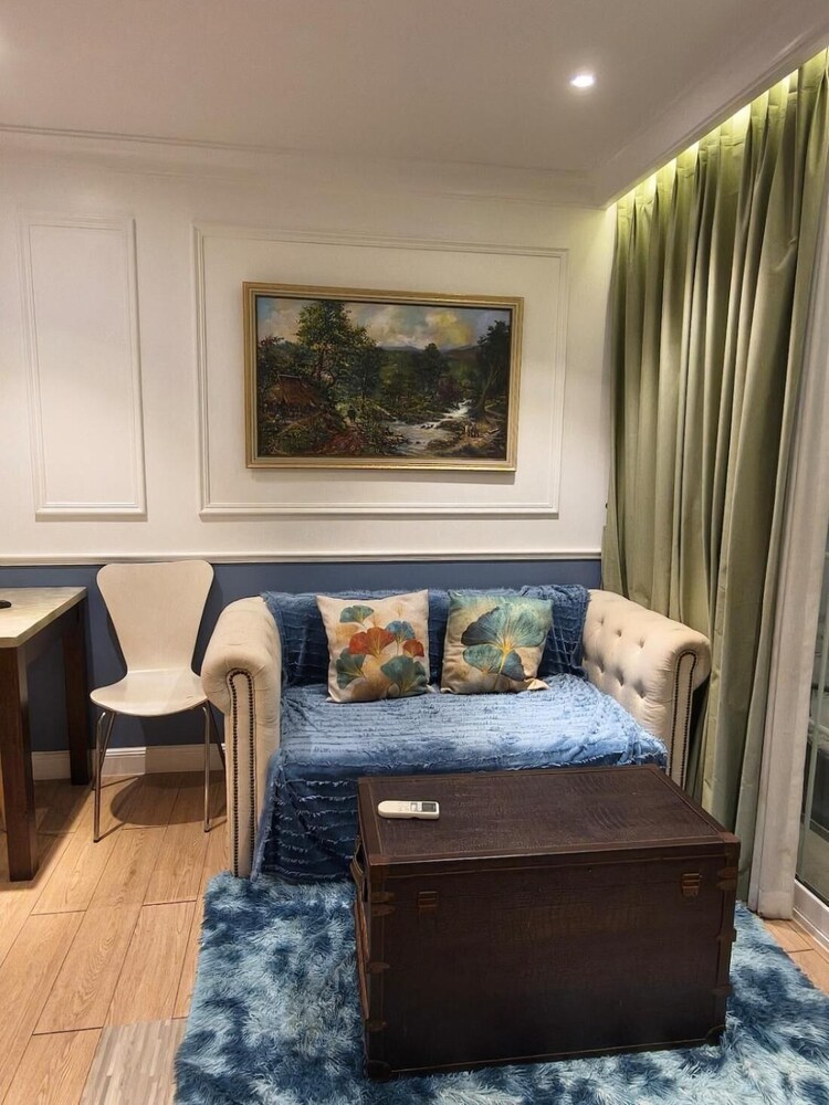 Seven Seas Cote Apartment