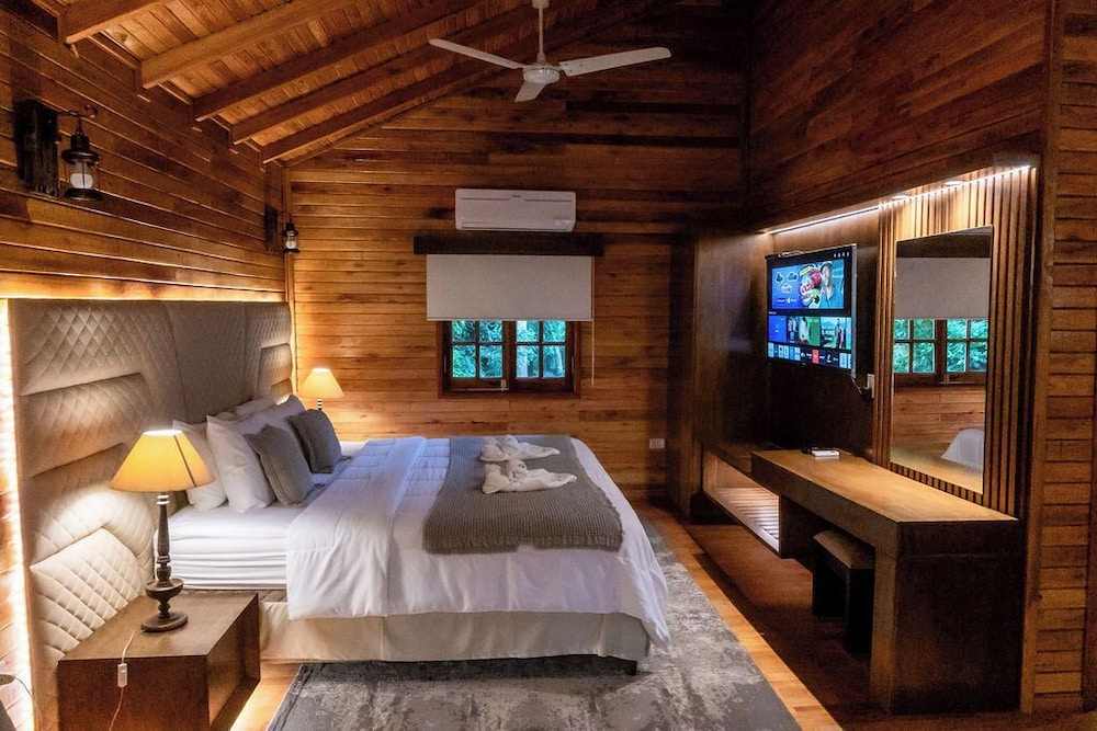 Papalo Resort Hotel