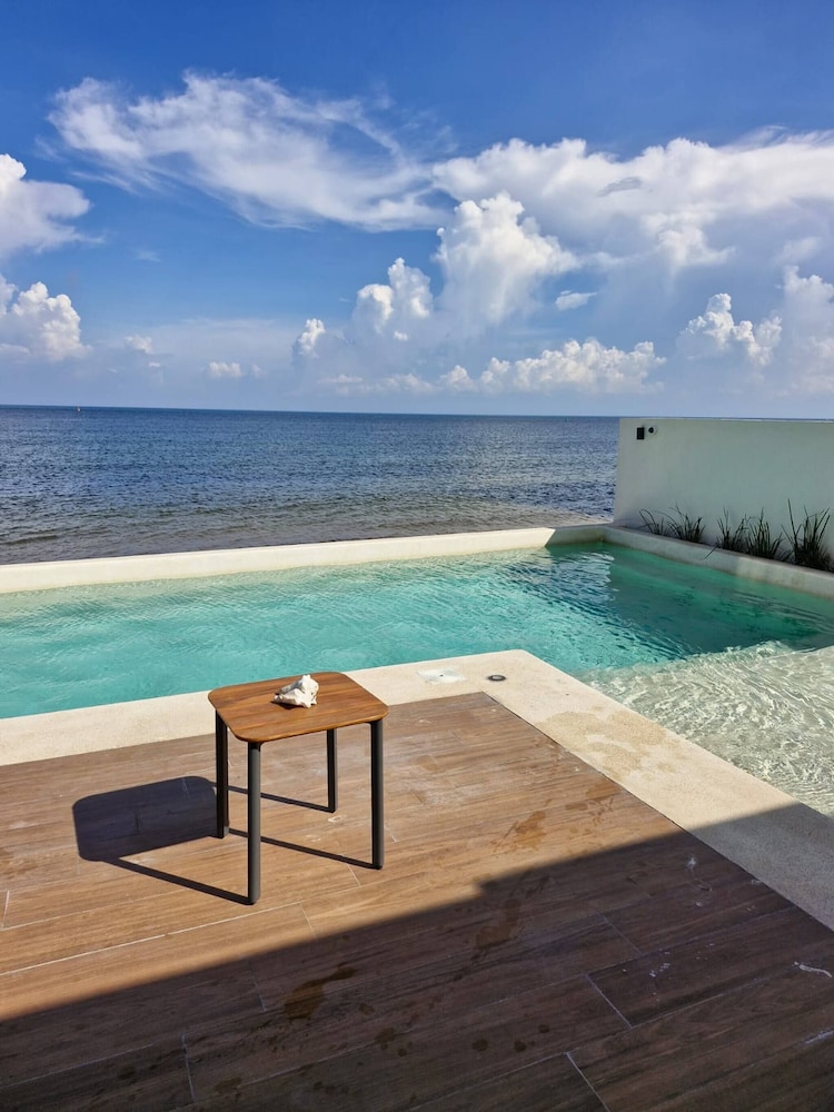 Beatiful Loft in Puerto Morelos Beach Front 9-4