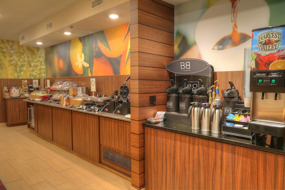 Mount Pleasant Vacations - Fairfield by Marriott Mt Pleasant - Property Image 13
