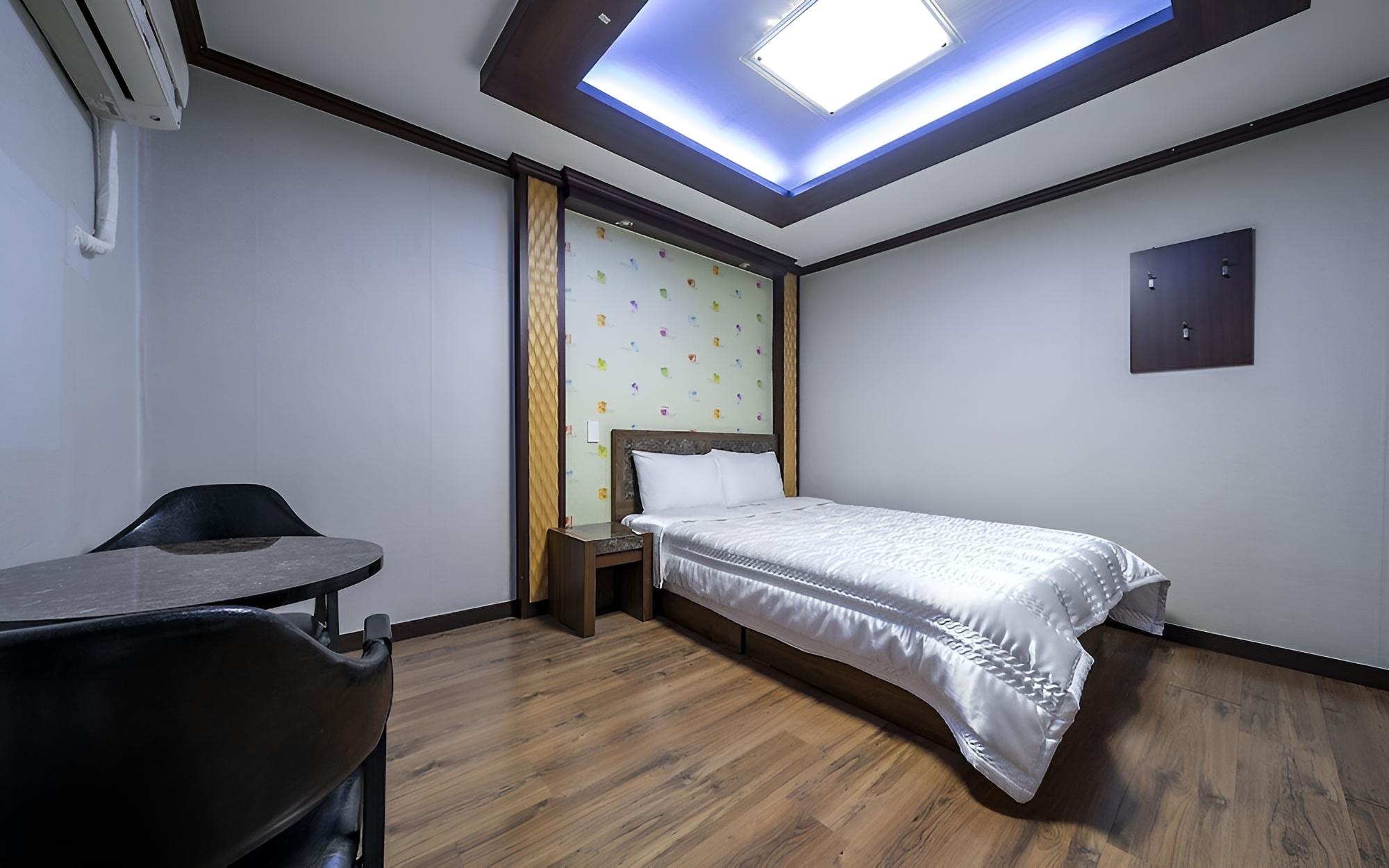 Chuncheon Big Hill Motel