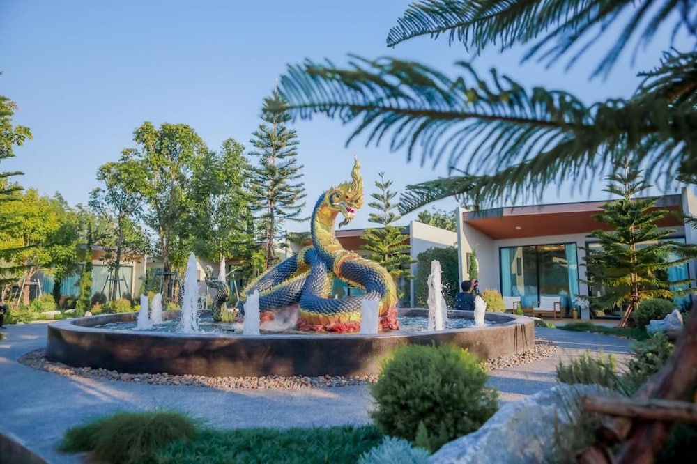 Anantara Pura Resort