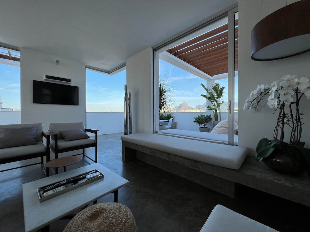 WhereInRio 4 suites luxury penthouse Ipanema