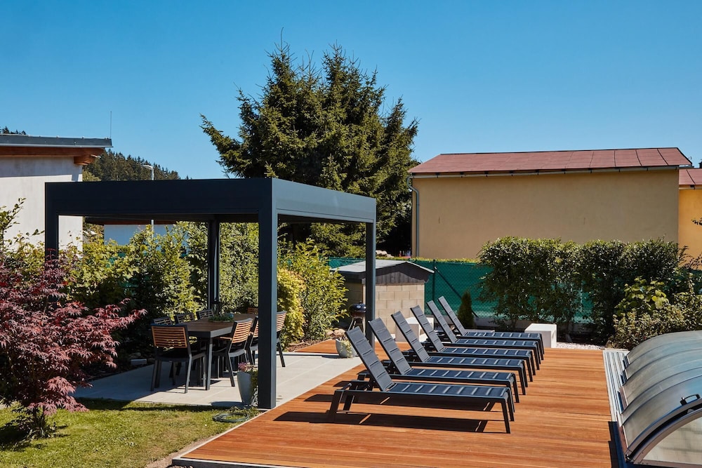 Villa Mlade Buky - Kmm018