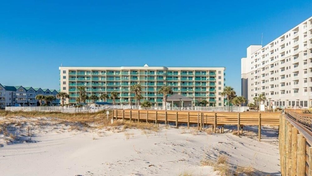 Royal Gulf Beach & Racquet Club 5210 2 Bedroom Condo