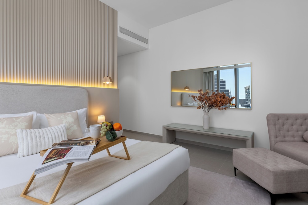 Maison Privee Sky-High Elegance w/ Unrivaled Burj Khalifa Views