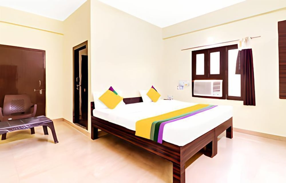Hotel Pragati palace