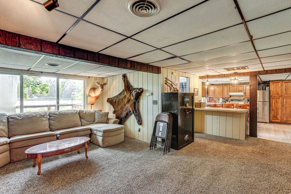 Lakefront Home w/ Deck: Central Michigan Escape!