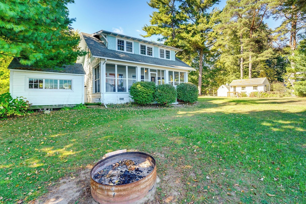 Lake Huron Retreat w/ Hot Tub, Screened Porch! view 5