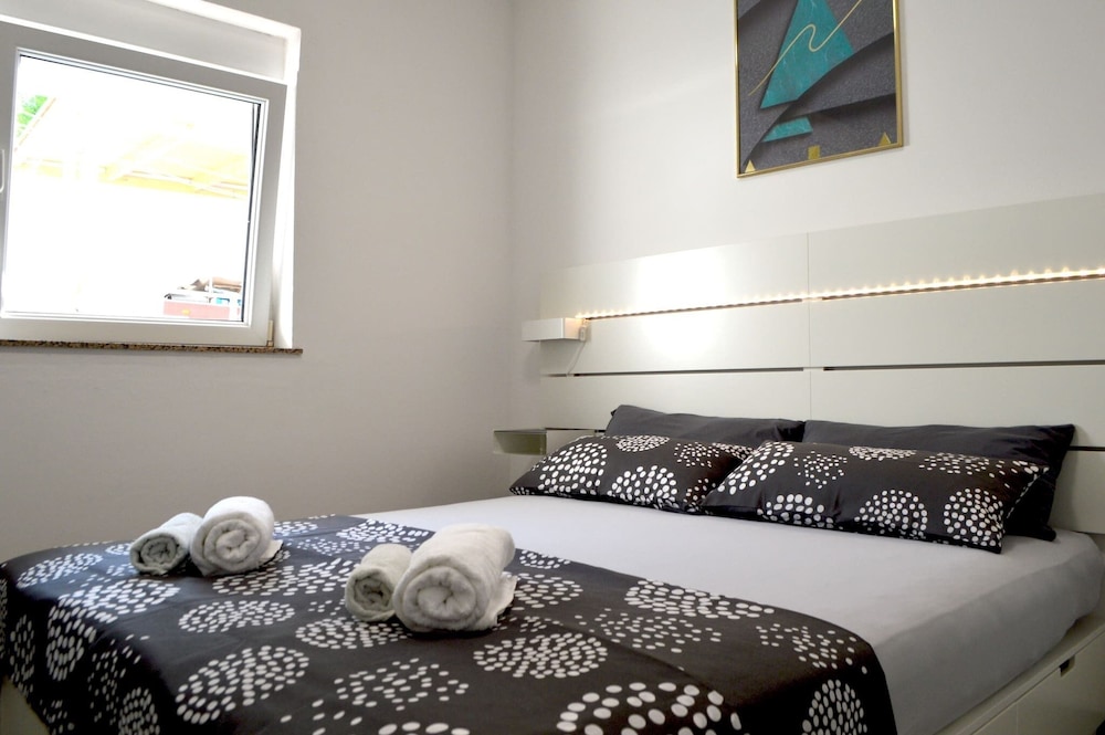 Nearby Beach, Apartment Marijane 952