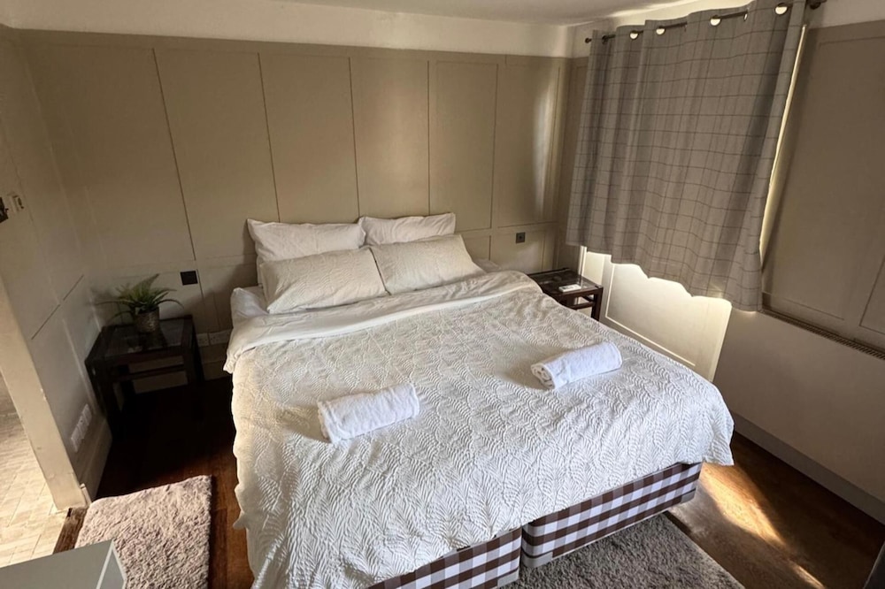 Covent Garden House, 4-bed, Sleeps 10