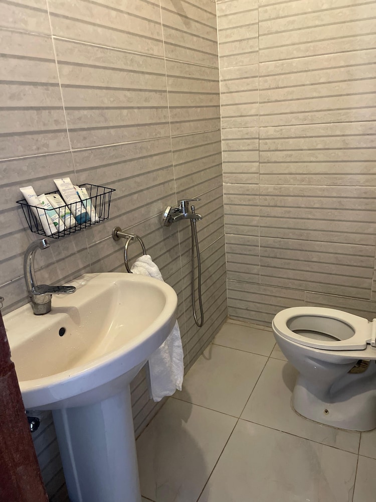 The King Narmar Hotel