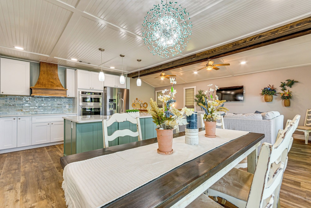 Bayfront Milton Retreat With Dock & Game Room