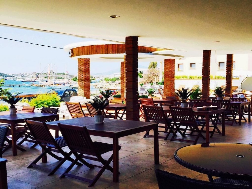 Akkan Beach Hotel - Image 51