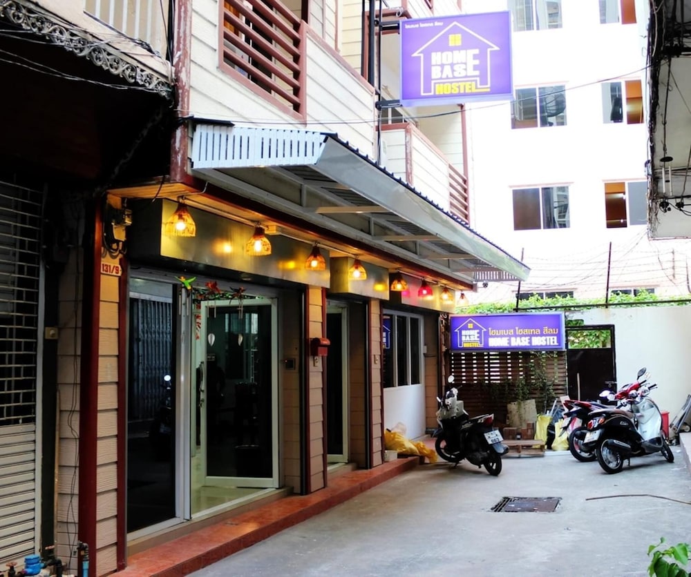 Home Base Hostel - Adults Only