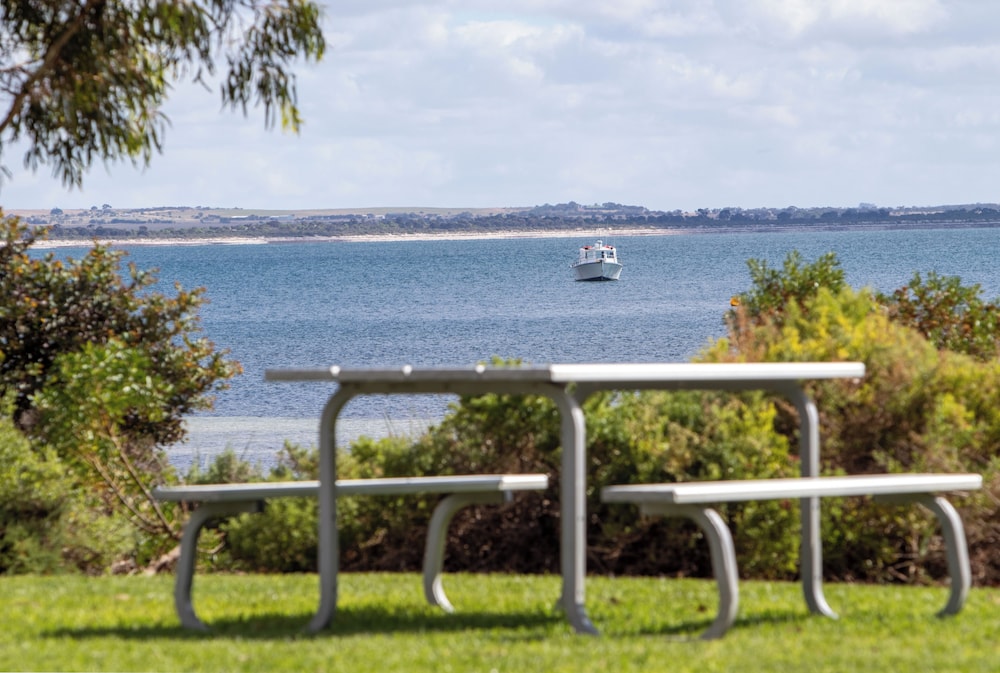 Tumbybay Caravan Park