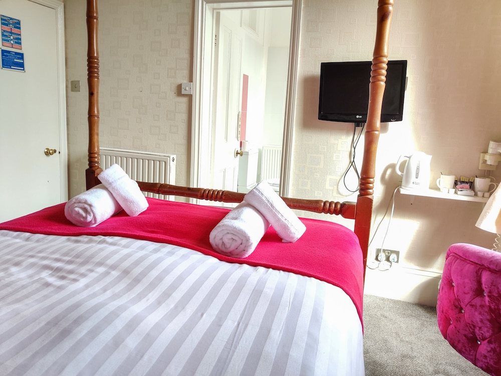 Wentworth House Hotel - Image 2
