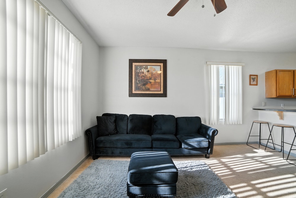 Family Retreat With Private Pool Near Disney! 3 Bedroom Residence