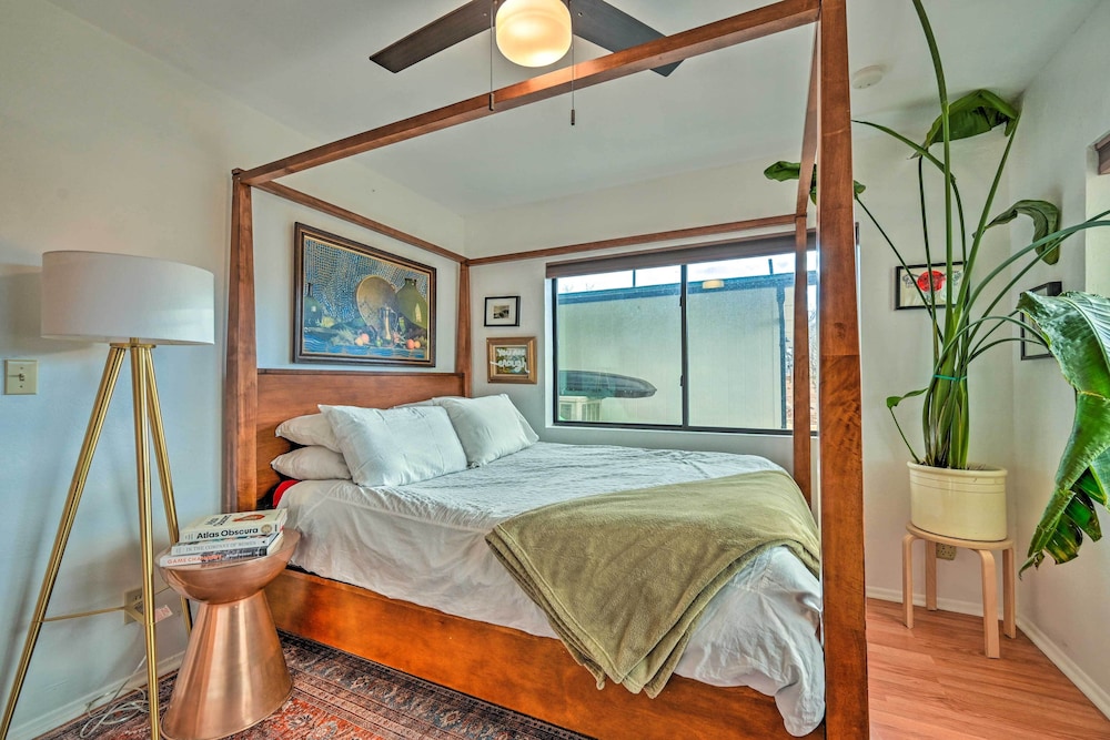 Pet-friendly Gem w/ Treehouse: 20 Mi to Sedona view 4