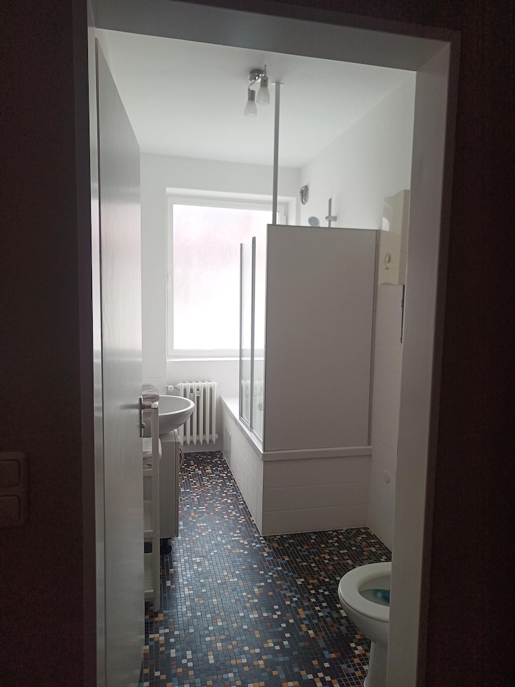 2-Rent Group Hostel Zimmer&Apartments GKP2