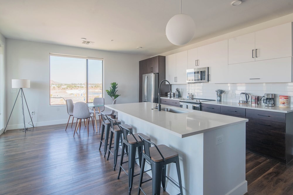 ROVE LIVING/KB - Trovita Rio