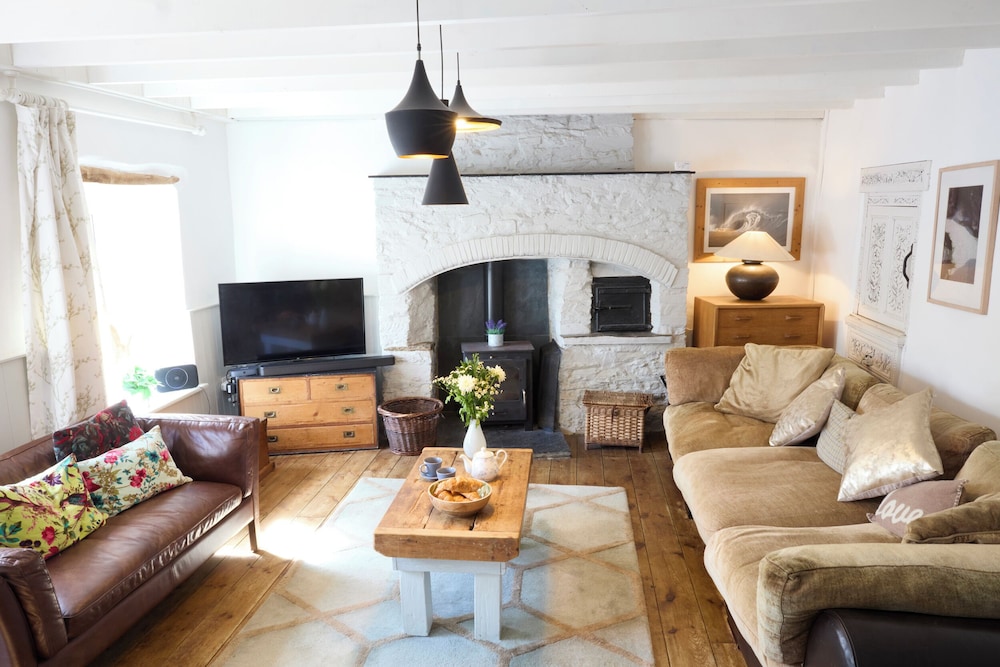 Bro Tref Cottage
