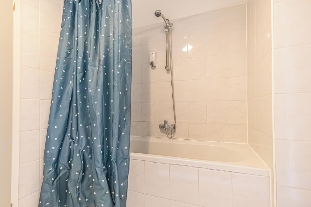 Affordable 3BR Apartment Rathausplatz