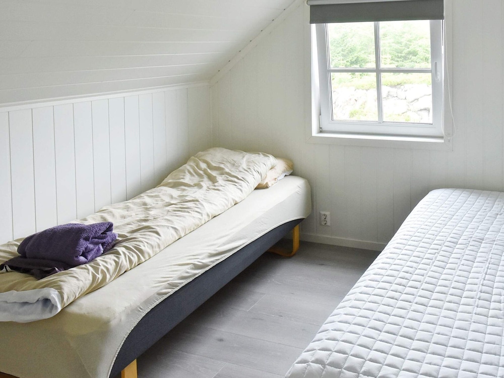 6 Person Holiday Home in Bud
