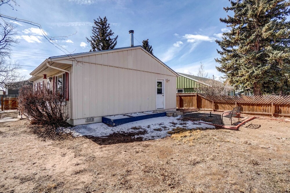 Laramie Vacations - Laramie Vacation Rental: 2 Mi to Downtown! - Property Image 5