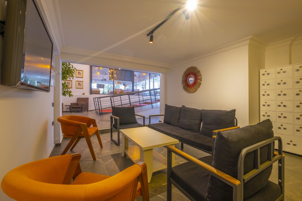 Akdeniz Beach Otel - Image 8