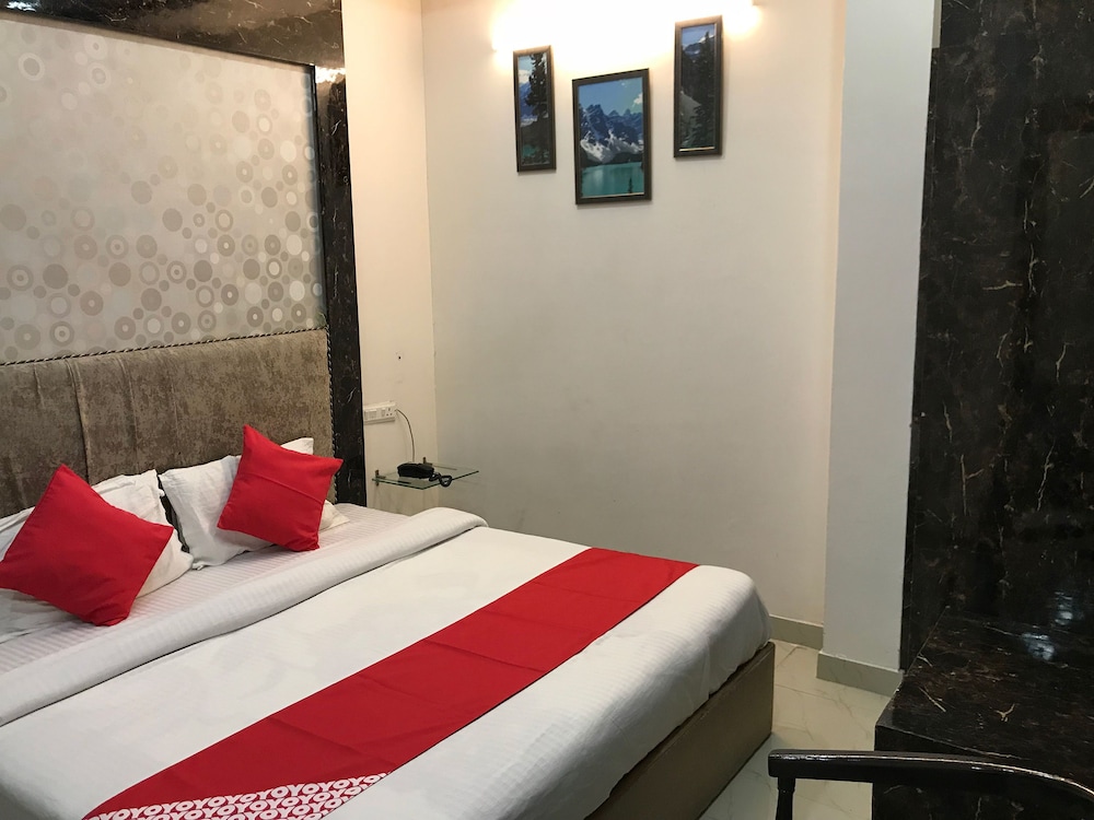 OYO 15771 4 Season Hotel view 3
