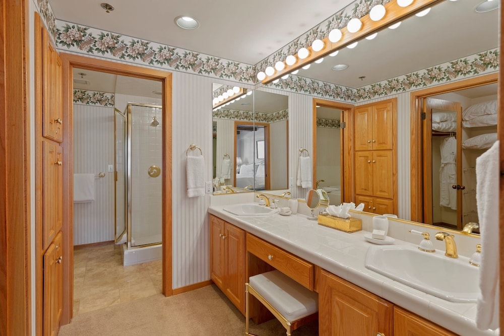 Stag Lodge at Deer Valley Resort - Three Bedroom Residence with Spa #5 3 Condo
