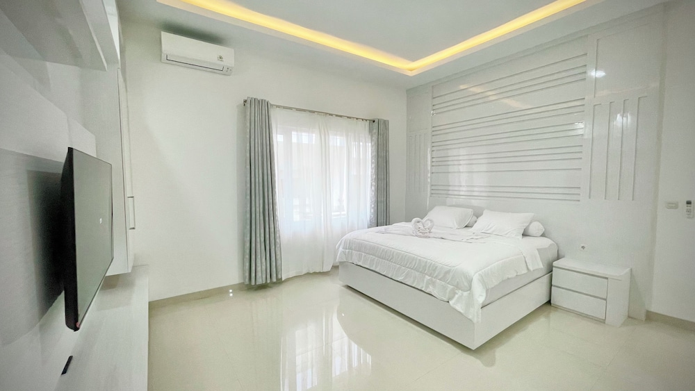 RRR Luxury Villas