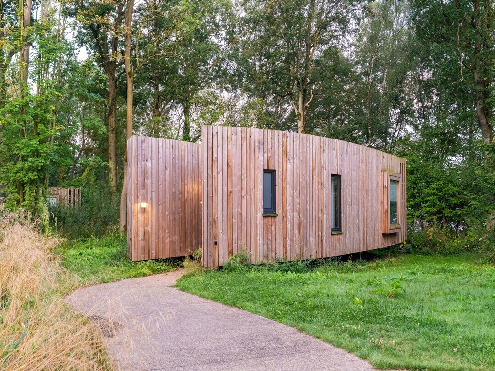 Suite in Forest Dockside Near Tournai