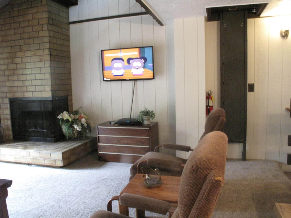 Snow Summit Townhouse Rentals & Sales