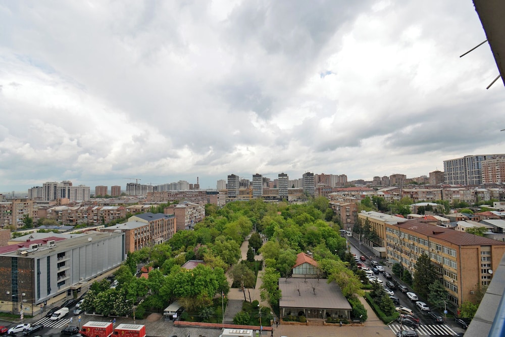 two bedroom apartment on Zaryan street