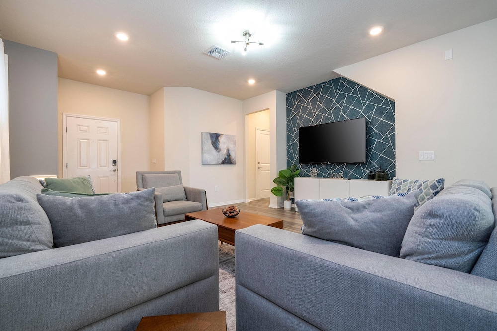 3425 LW -exquisite 5BR Villa Private Pool & Spa