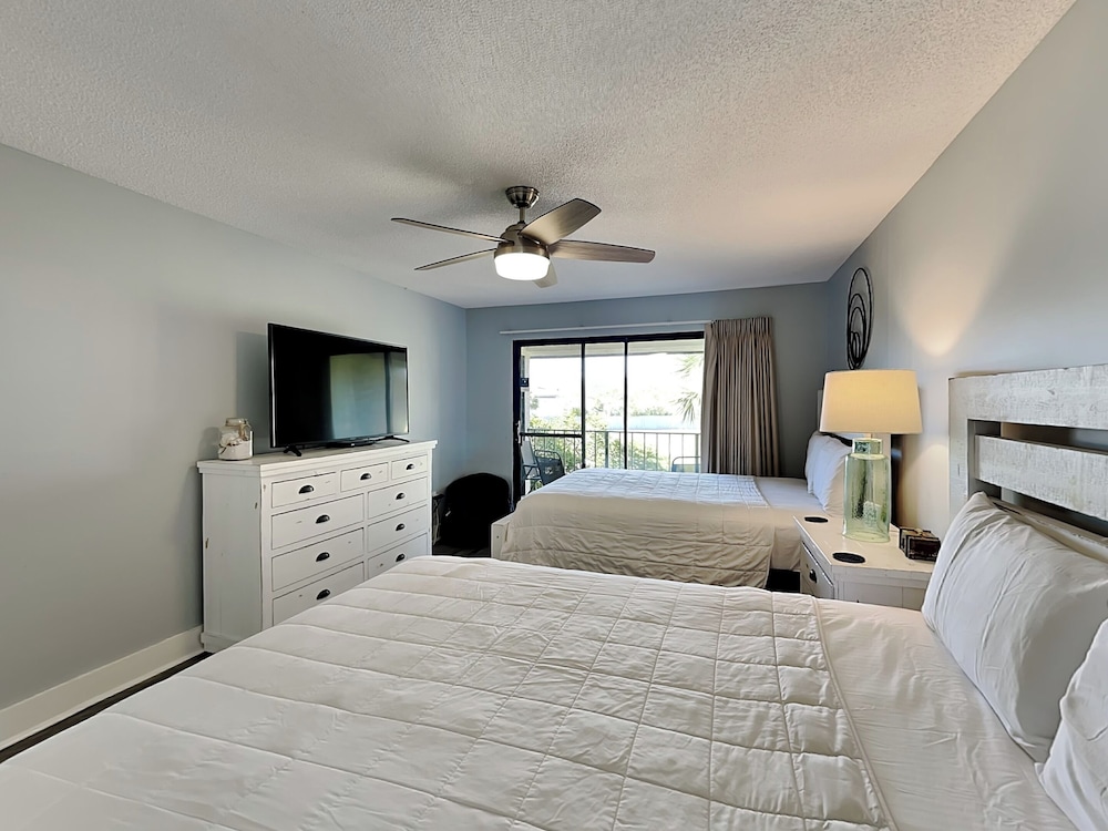 Edgewater Villa #2012 by Southern Vacation Rentals