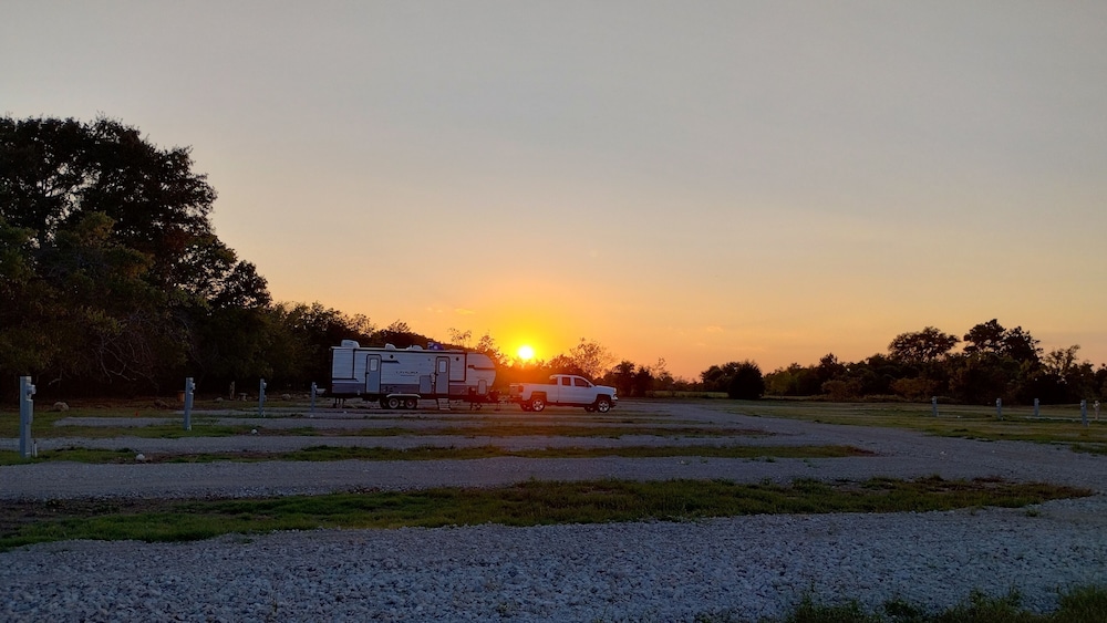 Summer Breeze RV Park