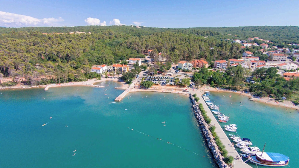Apartments in Malinska/insel Krk 12469