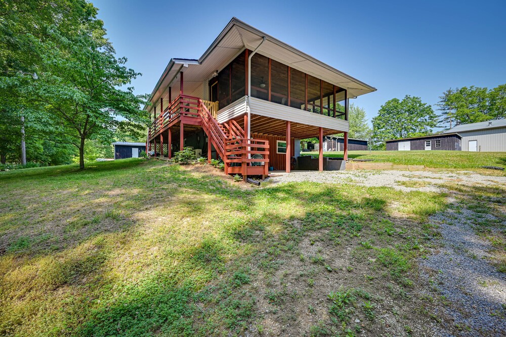 Rustic Russell Springs Home Near Marina & Lake! view 3