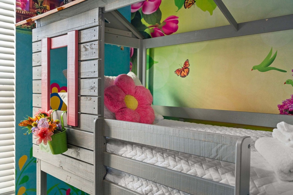 Fully Themed 6bed Fantasy Escape Near Disney