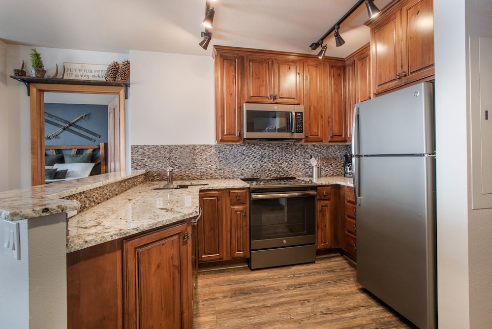 Zephyr Mountain Lodge Vacation Condos - Winter Park CO