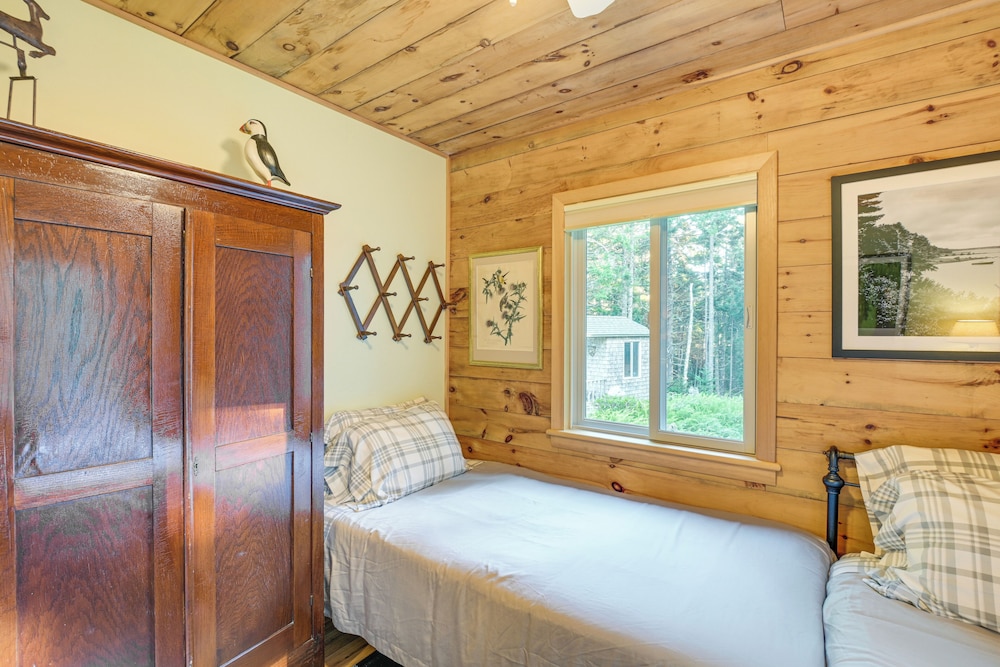 Cozy Acadia Area Cabin, Walk to Beach & Lighthouse view 4