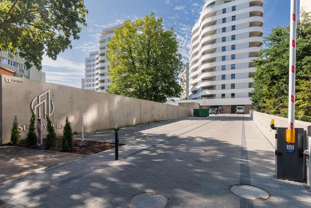 Swinoujscie Apartment for 6 by Renters